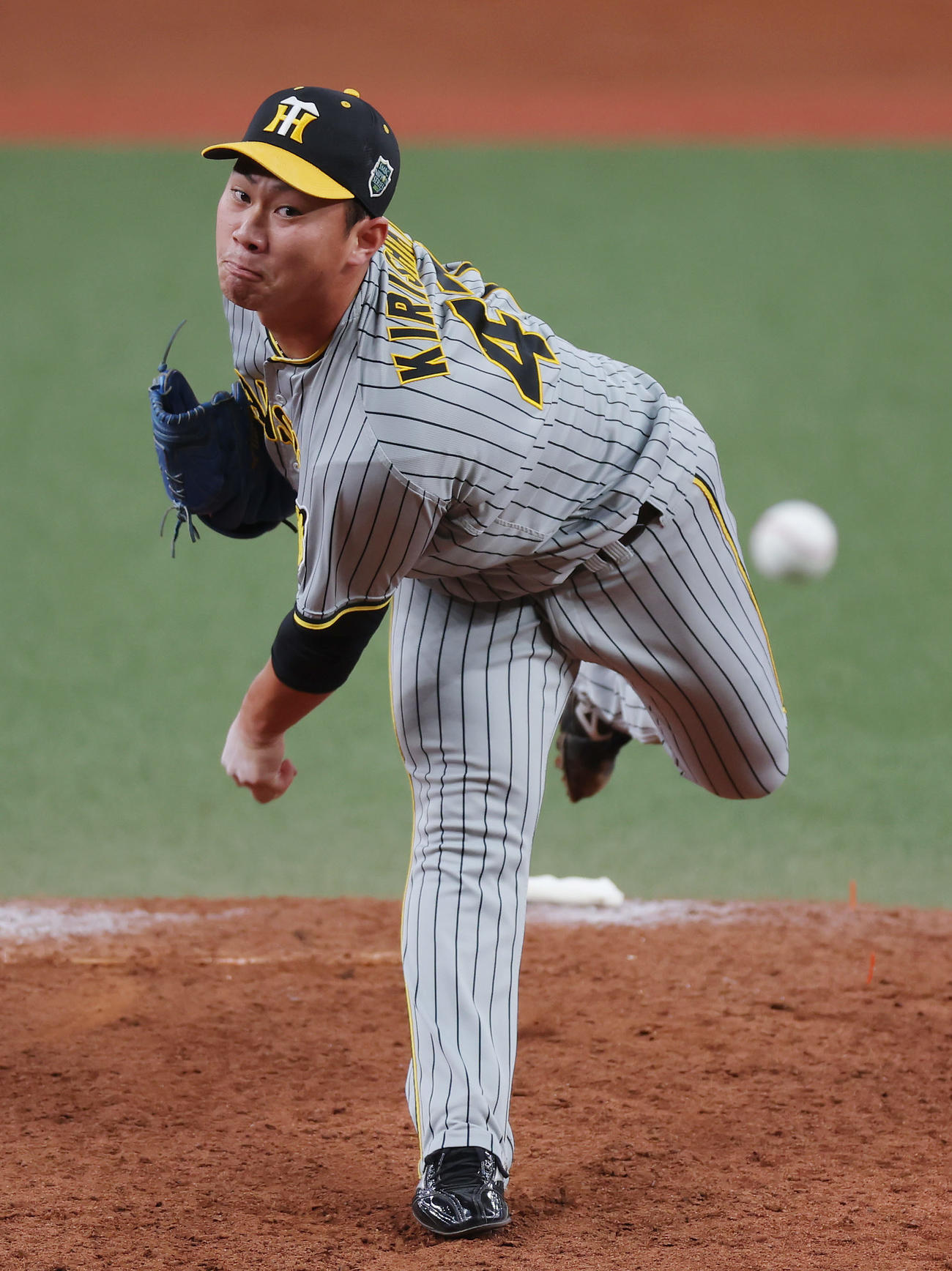 オリックス対阪神　9回、阪神4番手で登板する桐敷（撮影・前田充）