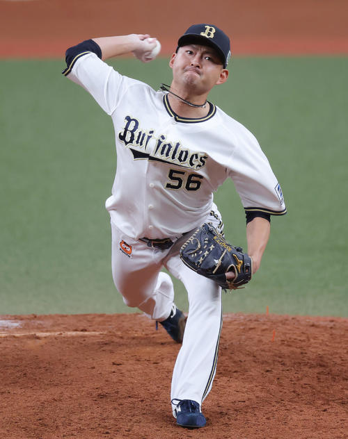 オリックス対阪神 オリックス3番手で登板する小木田(撮影・前田充)