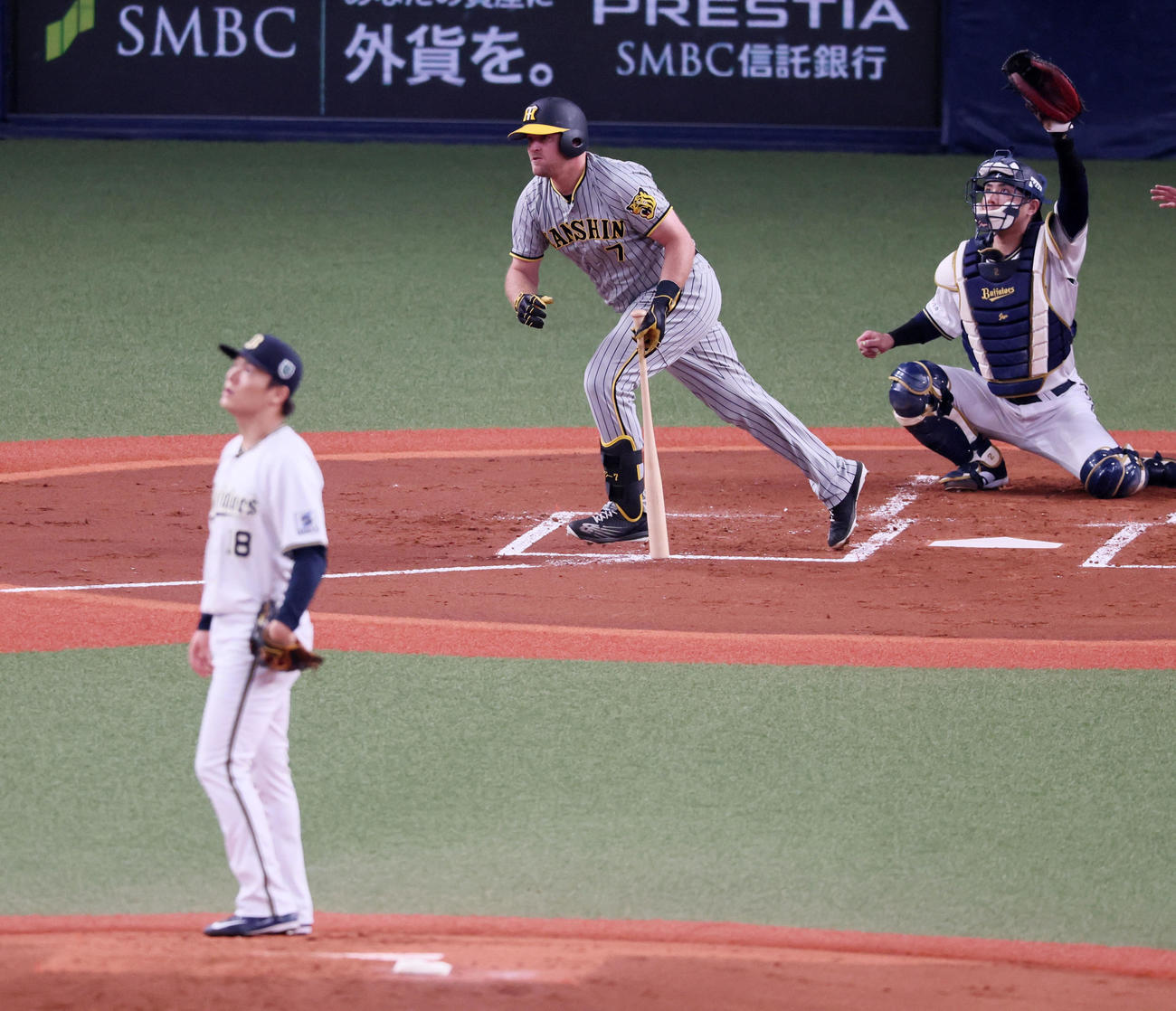 オリックス対阪神　2回表阪神1死、ノイジーは右越えソロ本塁打を放つ。投手は山本（撮影・加藤哉）
