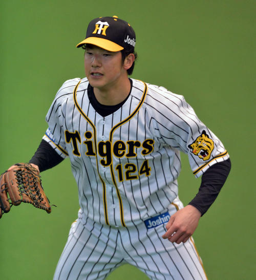 阪神】7月他界の球団OB横田慎太郎さんユニホームが三塁側ベンチに