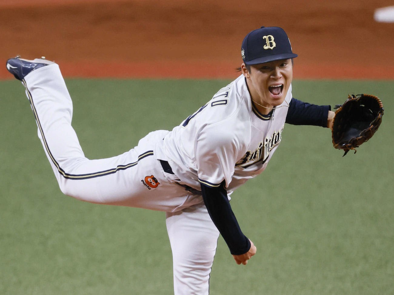 オリックス対阪神　3回、声を上げながら力投するオリックス山本（撮影・藤尾明華）