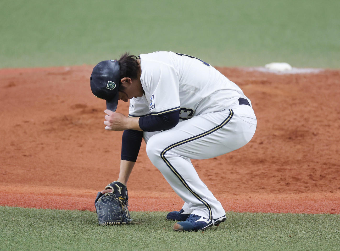オリックス対阪神　4回表阪神1死一、二塁、ノイジーに先制の3点本塁打を浴びた宮城（撮影・前田充）