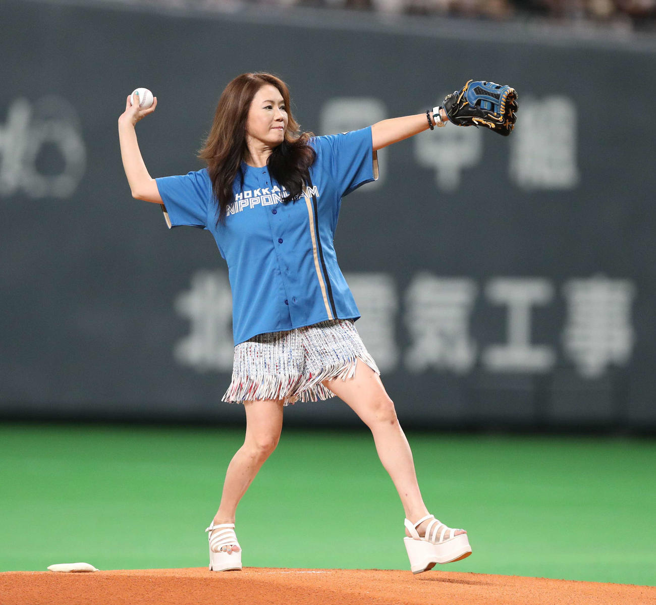 始球式を務める大黒摩季（2022年7月24日撮影）