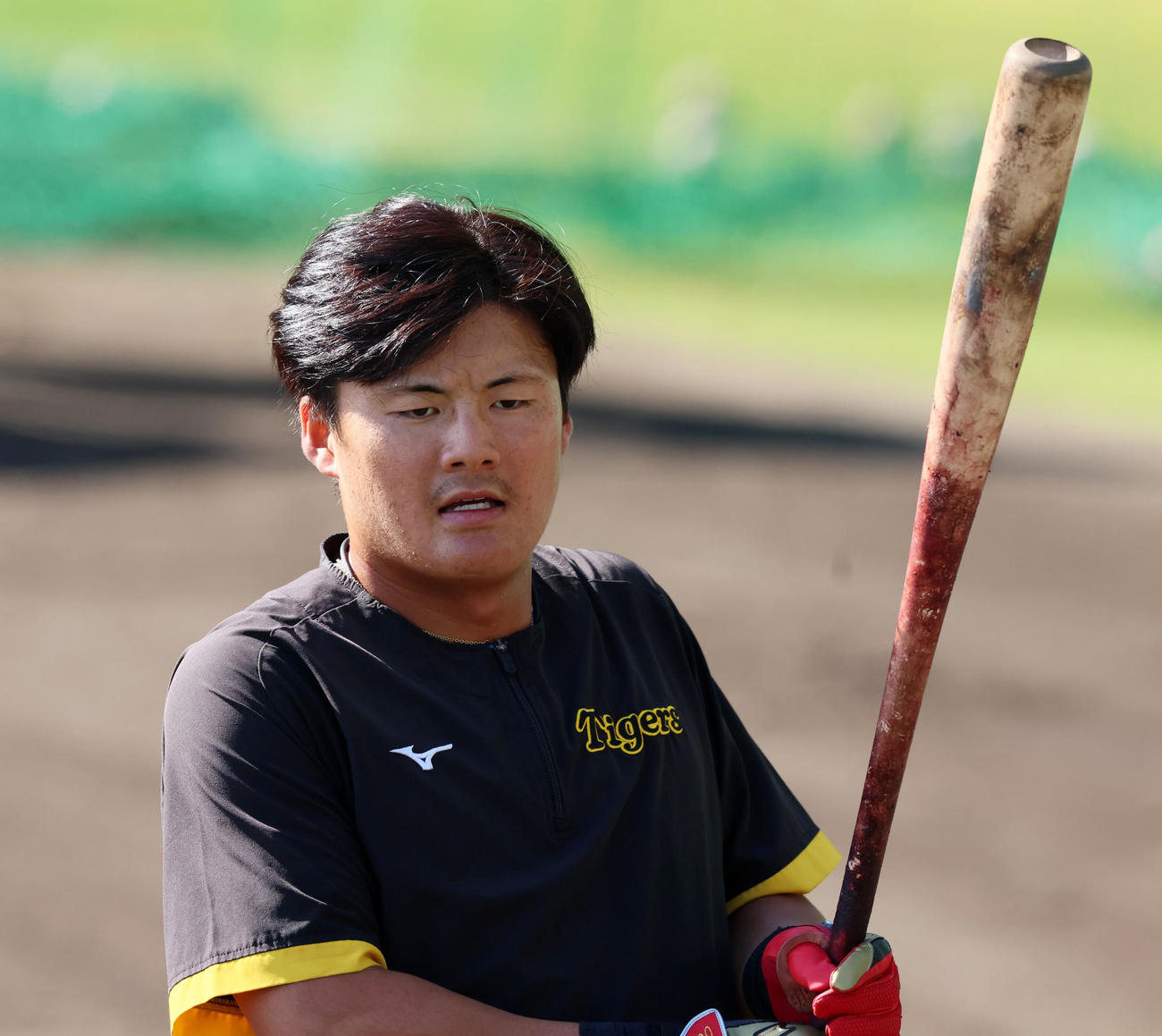 ロングティー打撃を行う前川（撮影・加藤哉）