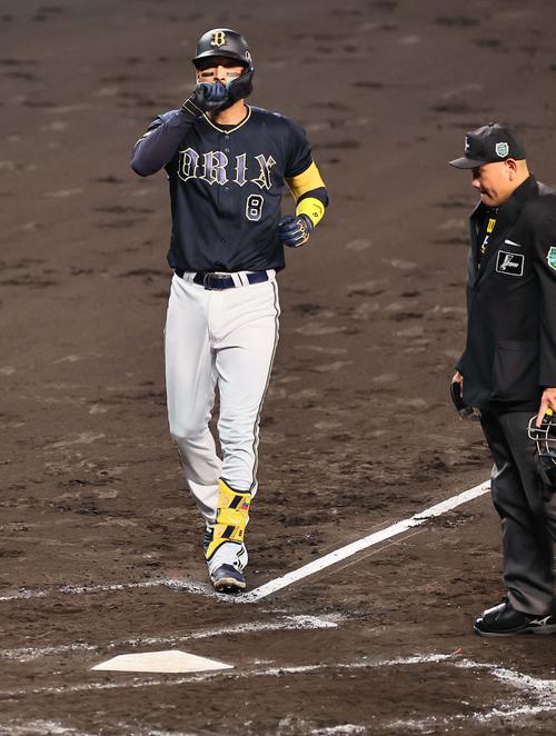 オリックス】ゴンザレスが帰国 ファンへ「あなたたちは、このチームの