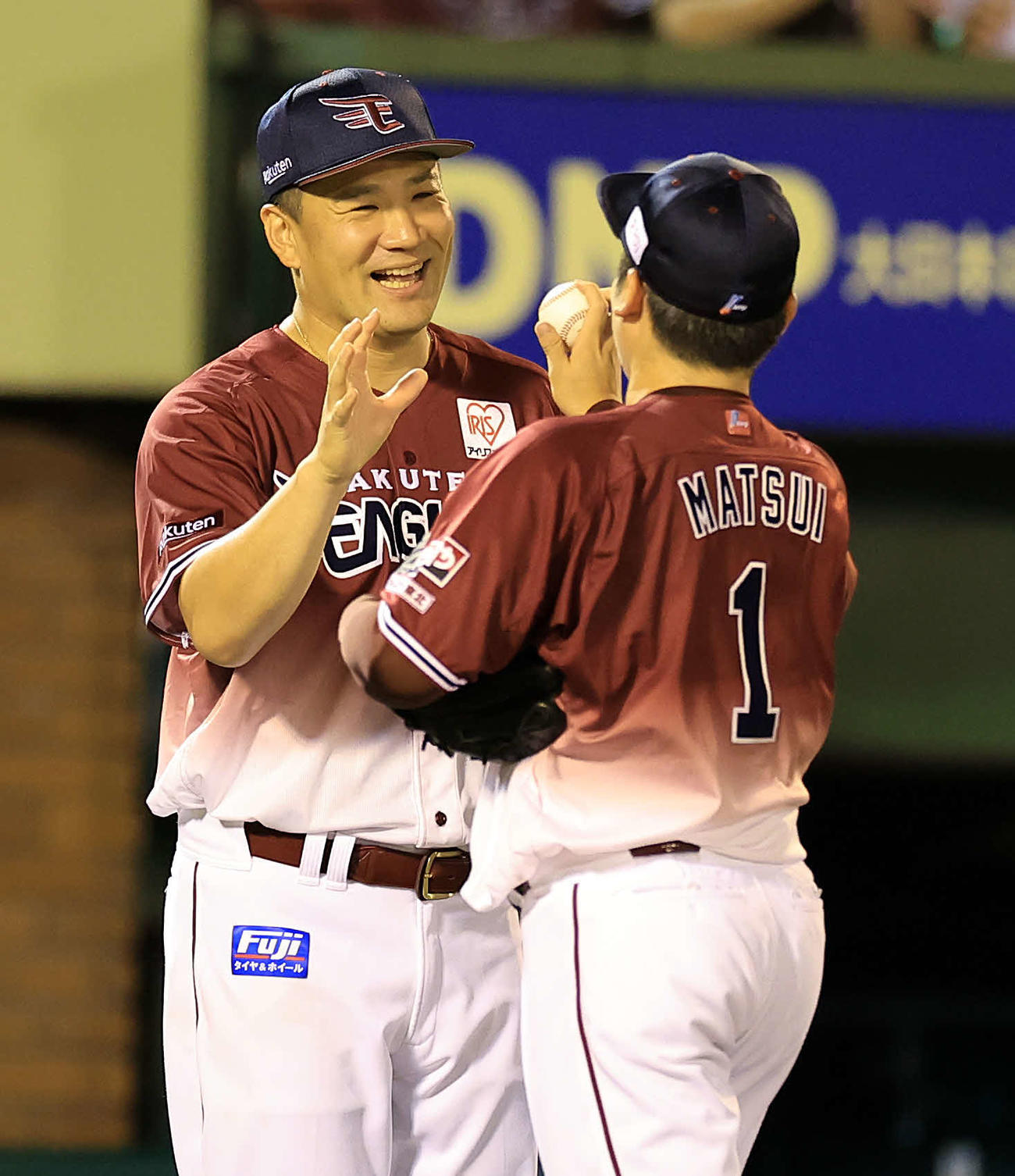 楽天田中将大、松井裕樹（右）（2023年8月撮影・浅見桂子）