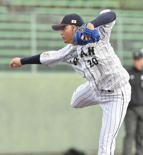 侍ジャパン対巨人　9回裏から登板した、侍ジャパン4番手の横山（撮影・岩下翔太）