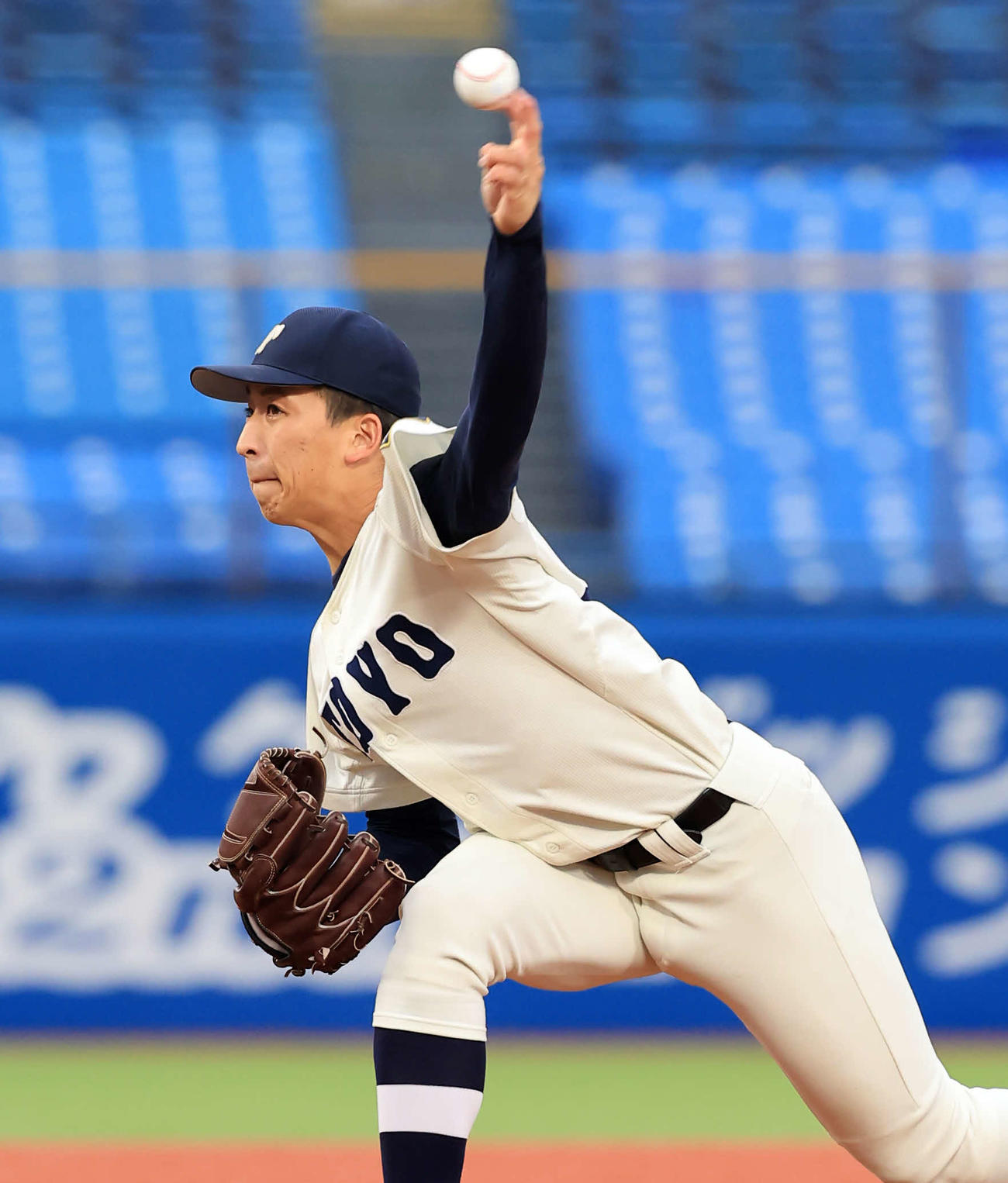23年11月12日　駒大対東洋大　東洋大先発の細野（撮影・浅見桂子）