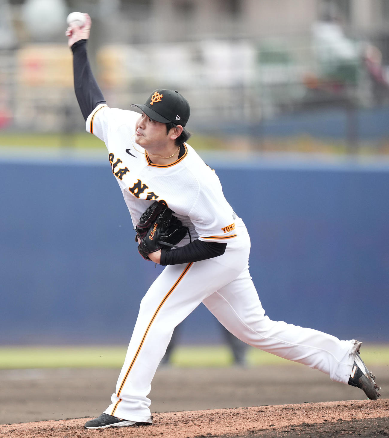 力投する巨人田中豊（撮影・鈴木みどり）
