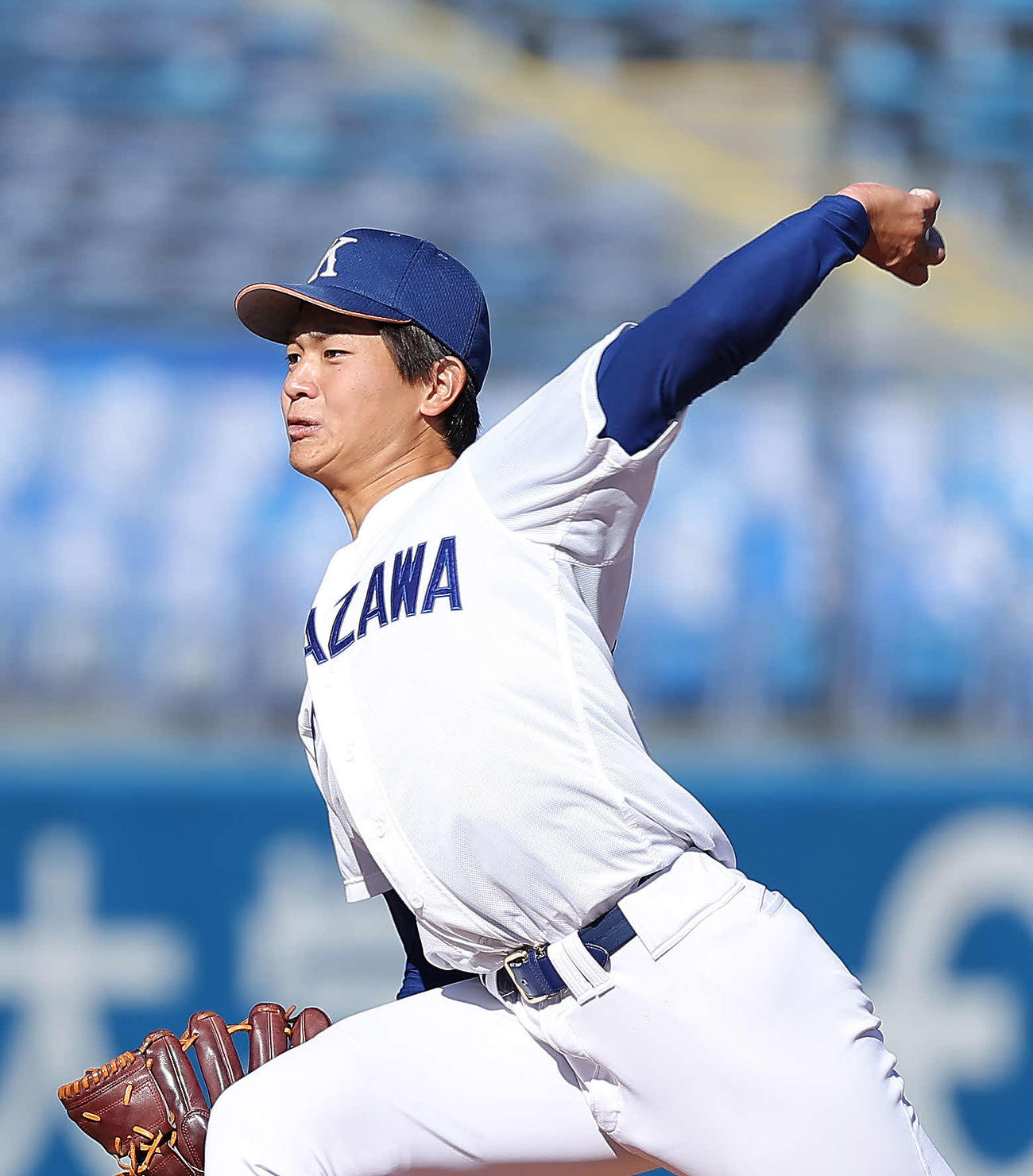 東洋大対駒大　先発登板する駒大・高井（撮影・河田真司）