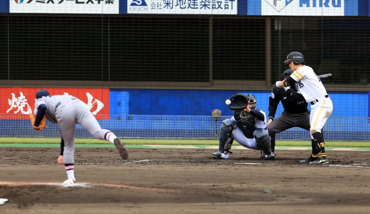 シート打撃で居谷を三振に仕留める多和田（撮影・浅見桂子）