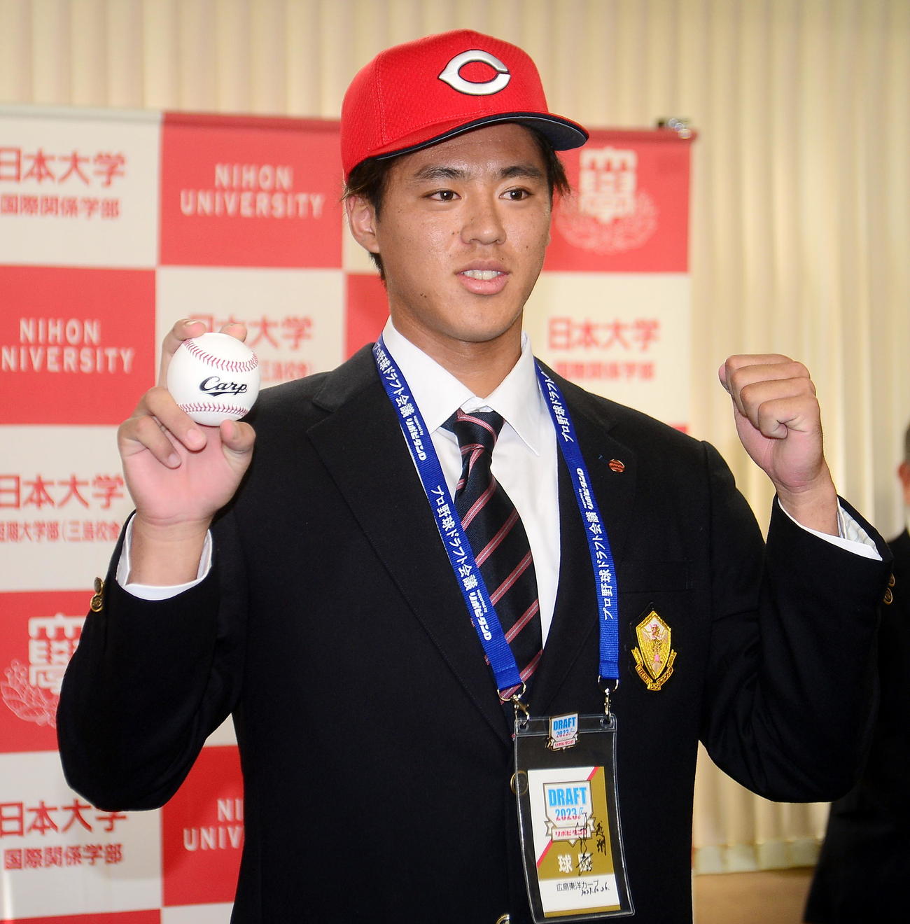 仮契約も交わし、意気込む日大国際関係・杉田
