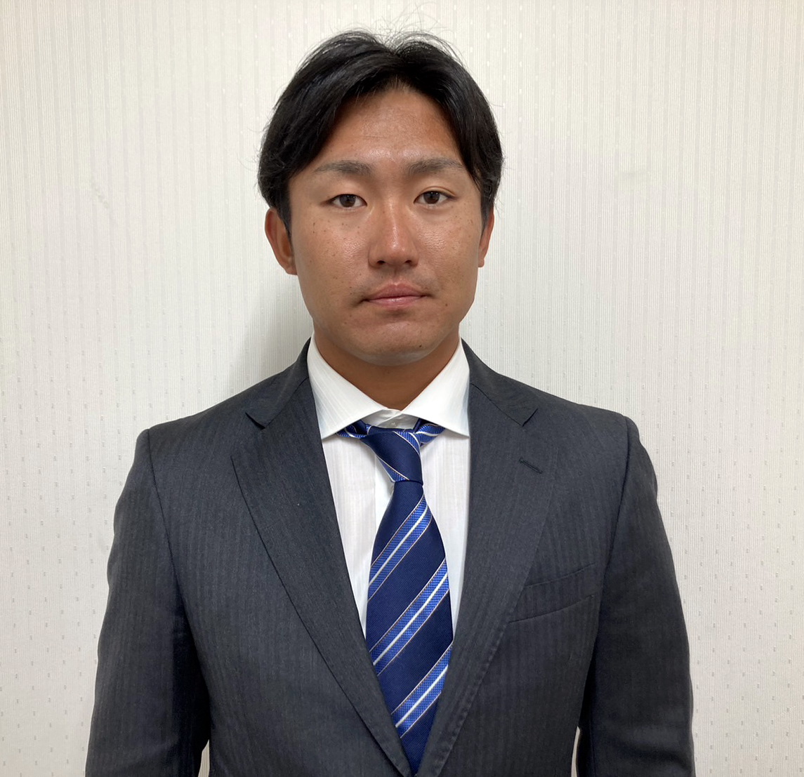 契約更改交渉に臨んだ楽天吉川（楽天野球団提供）