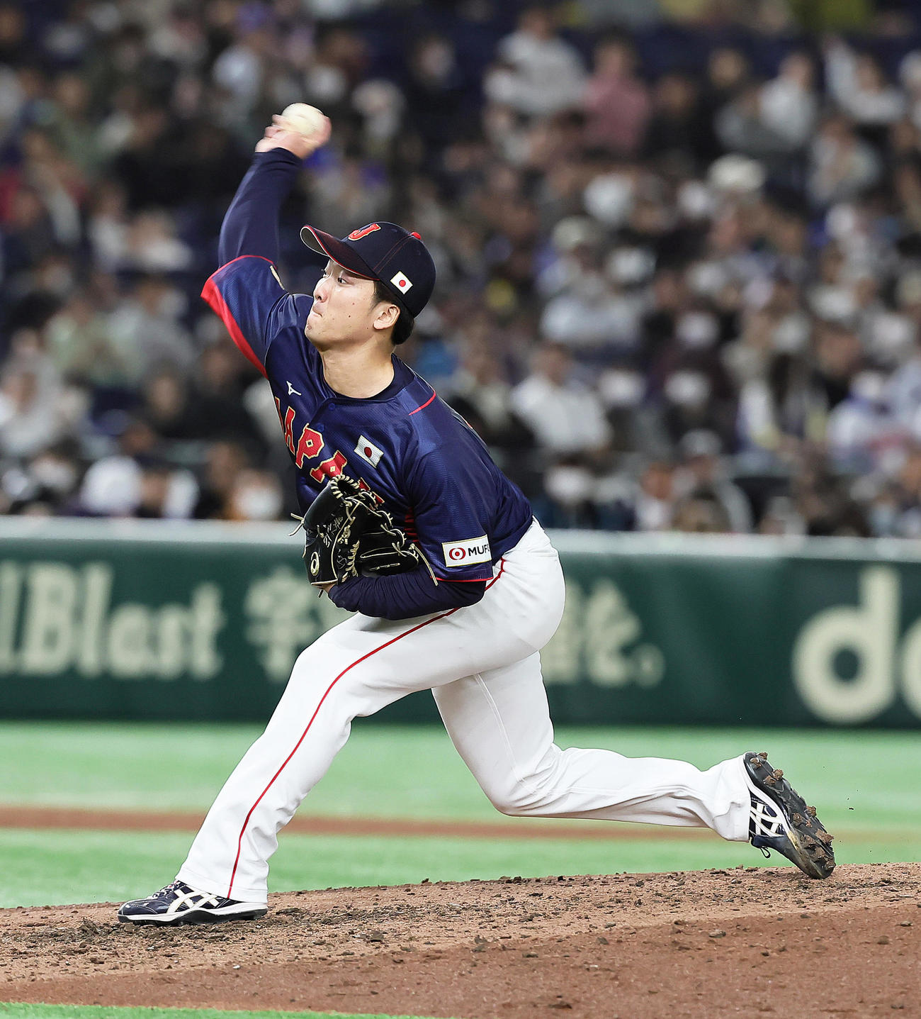 日本対オーストラリア　6回から登板した吉村（撮影・足立雅史）