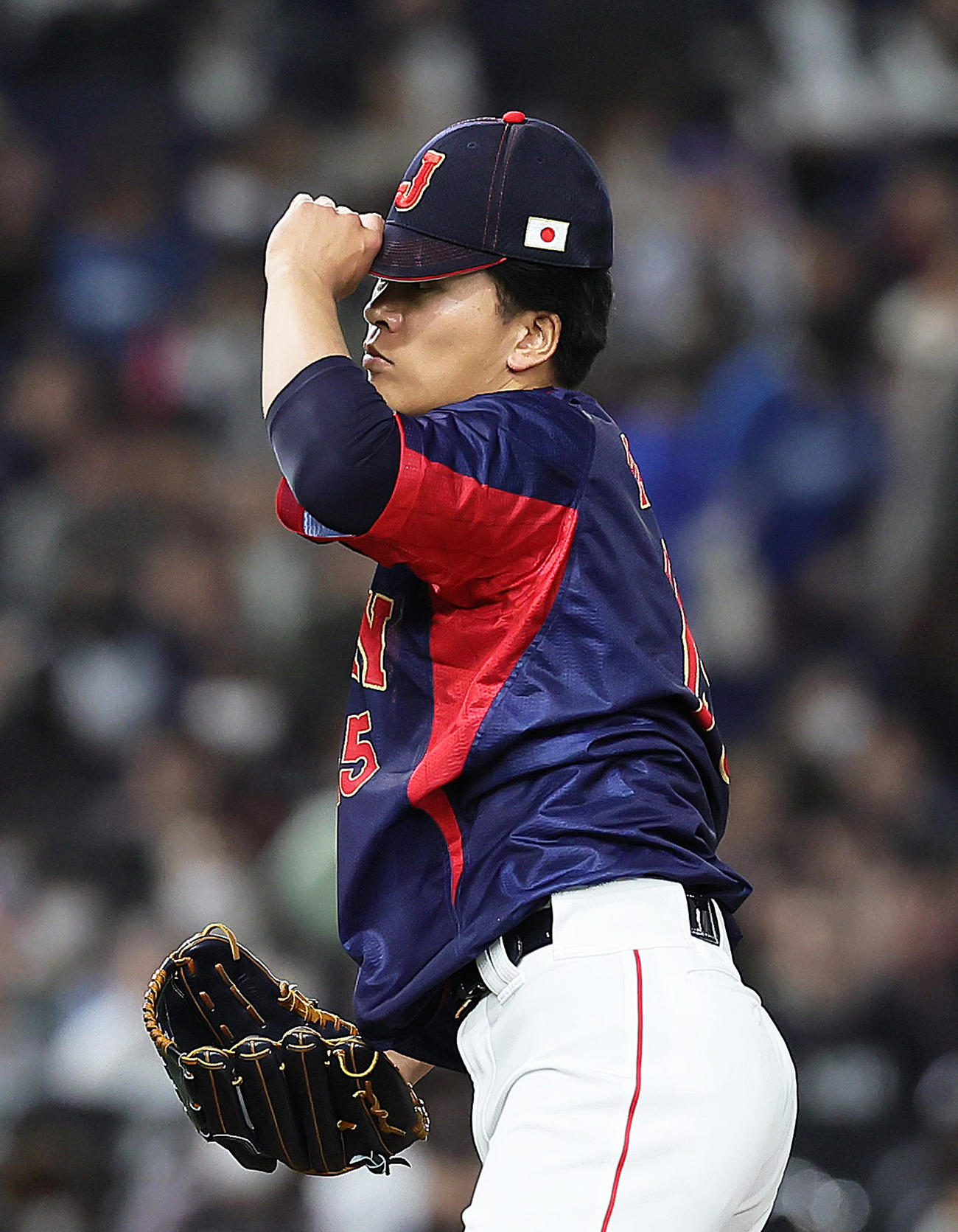 日本対オーストラリア　5回を無安打投球で終えた早川（撮影・足立雅史）