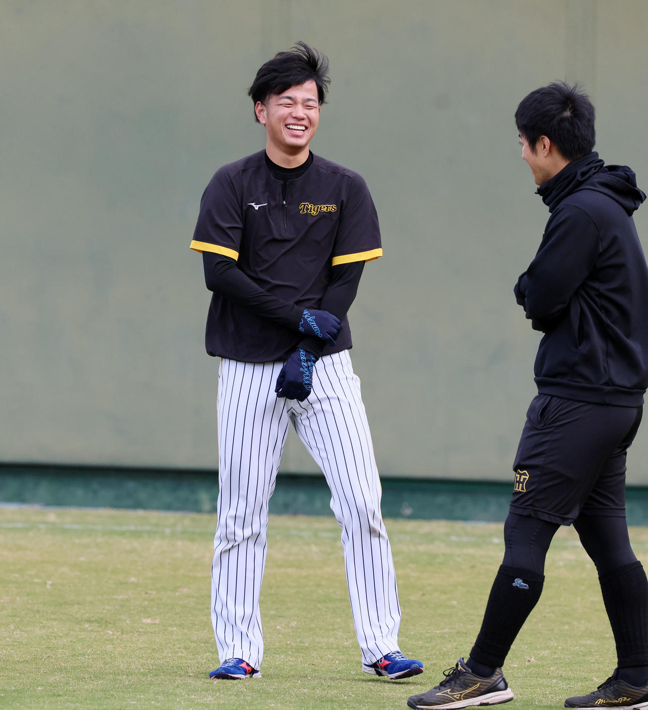 練習中明るい表情を見せる高橋（撮影・加藤哉）