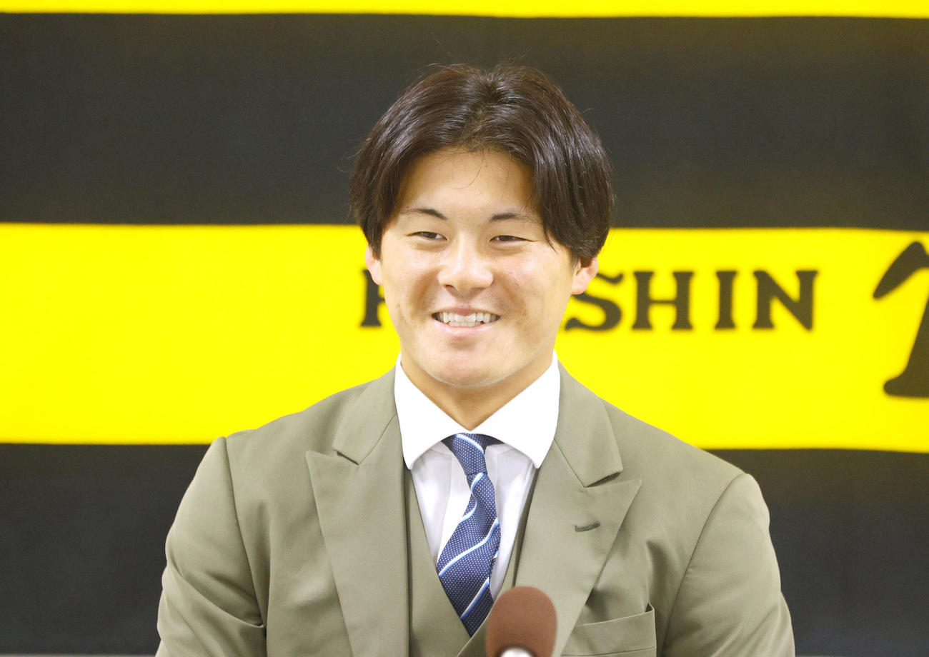 契約更改を終え会見する阪神前川（撮影・上山淳一）