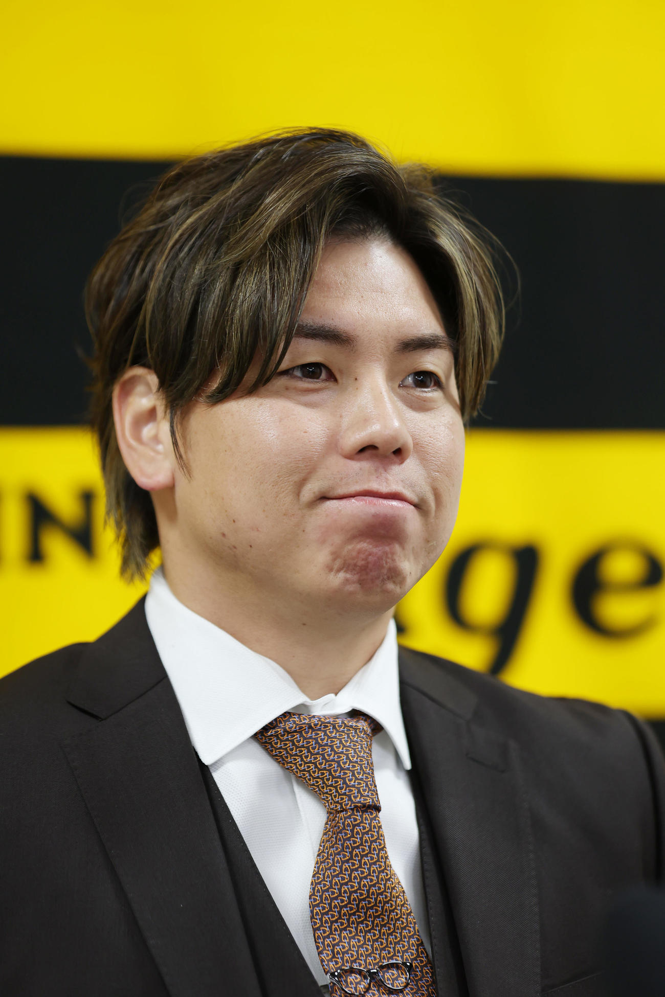 契約更改を終え会見に臨む阪神梅野（撮影・前田充）