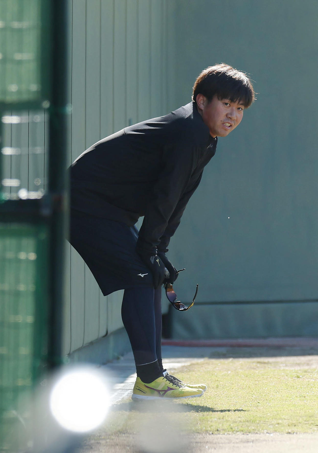 鳴尾浜球場で汗を流す阪神桐敷（撮影・前田充）