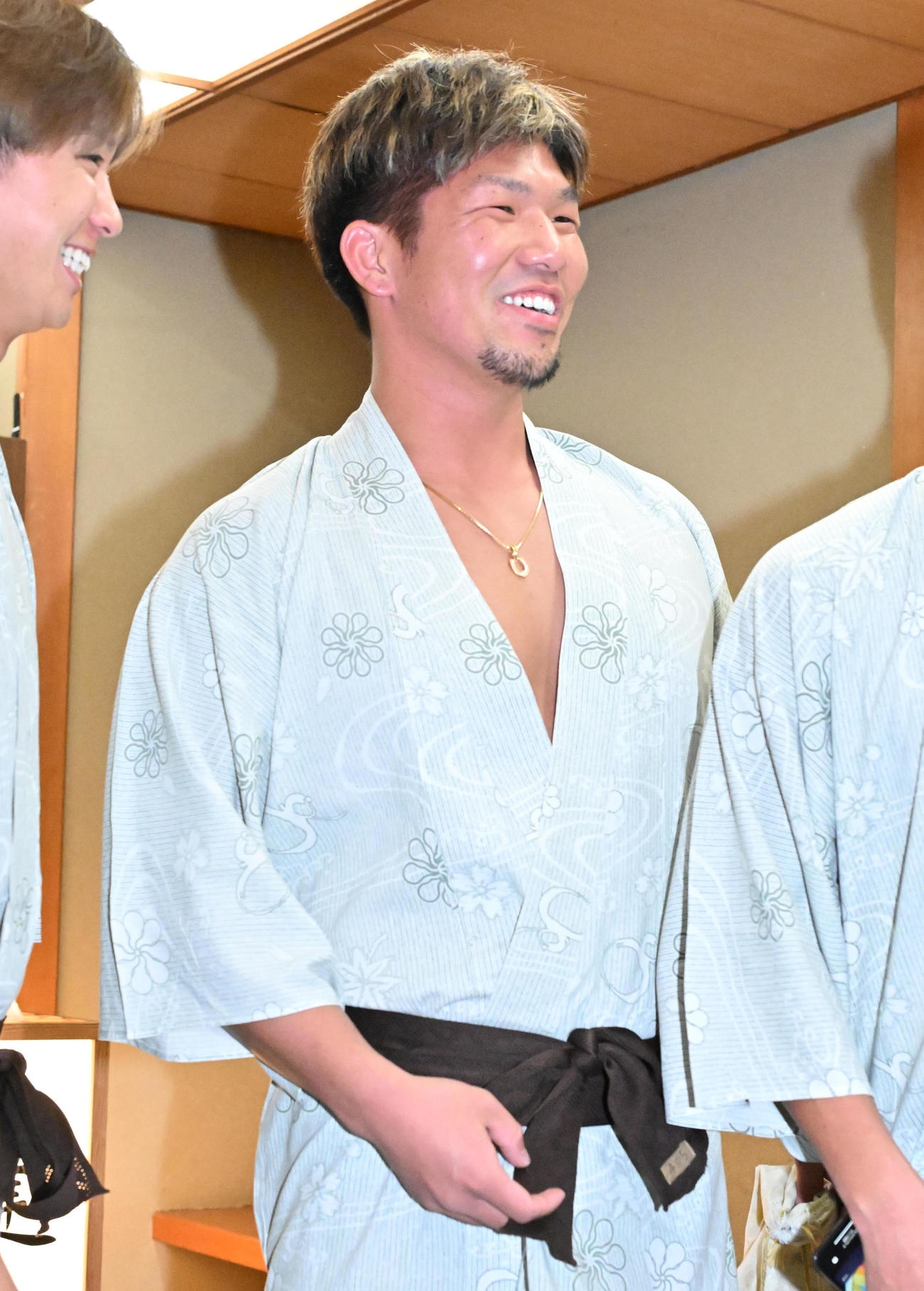 選手会納会に参加するオリックス頓宮（撮影・石井愛子）