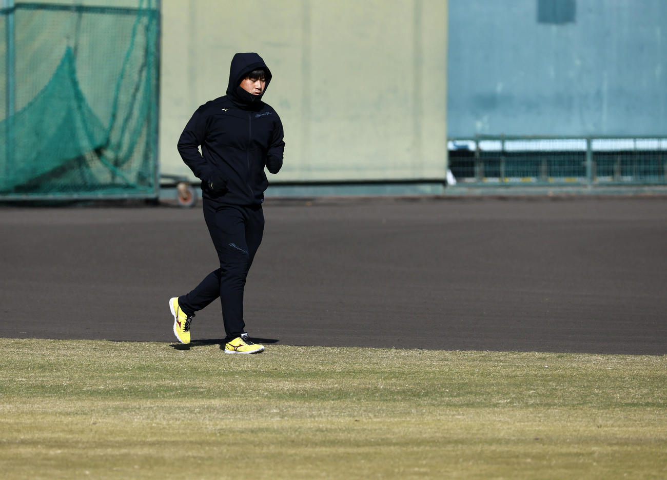 ランニングをする阪神桐敷（撮影・藤尾明華）