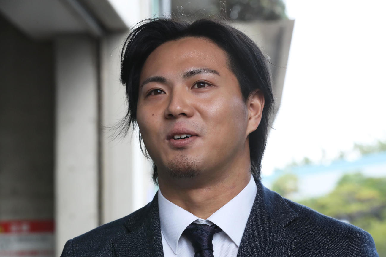 育成再契約となった佐藤直（撮影・冨田成美）