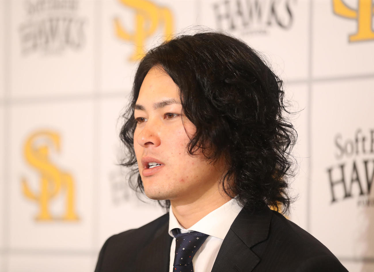 契約更改を終えた笠谷（撮影・冨田成美）
