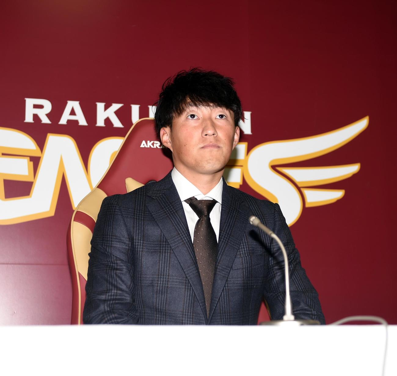 「全試合出場、40盗塁、出塁率3割5分以上」を来季の目標に掲げた小深田（撮影・山田愛斗）