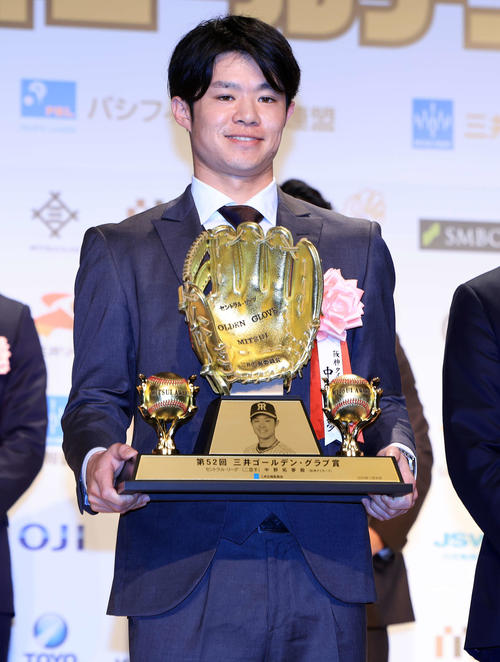 GG賞】阪神中野拓夢「鳥谷流」コミュニケーションで甲子園失策撲滅