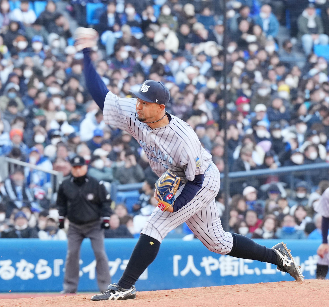 「YOKOHAMA STADIUM 45th DREAM MATCH」BAY DREAM STARS対Y45 LEGEND HEROES 4回から登板したY45 LEGEND HEROES内（撮影・菅敏）