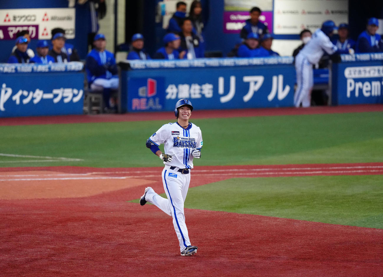 ベイドリーム対神奈川レジェンド　5回裏ベイドリーム無死、松坂氏と対戦し、左飛に倒れた度会（撮影・江口和貴）