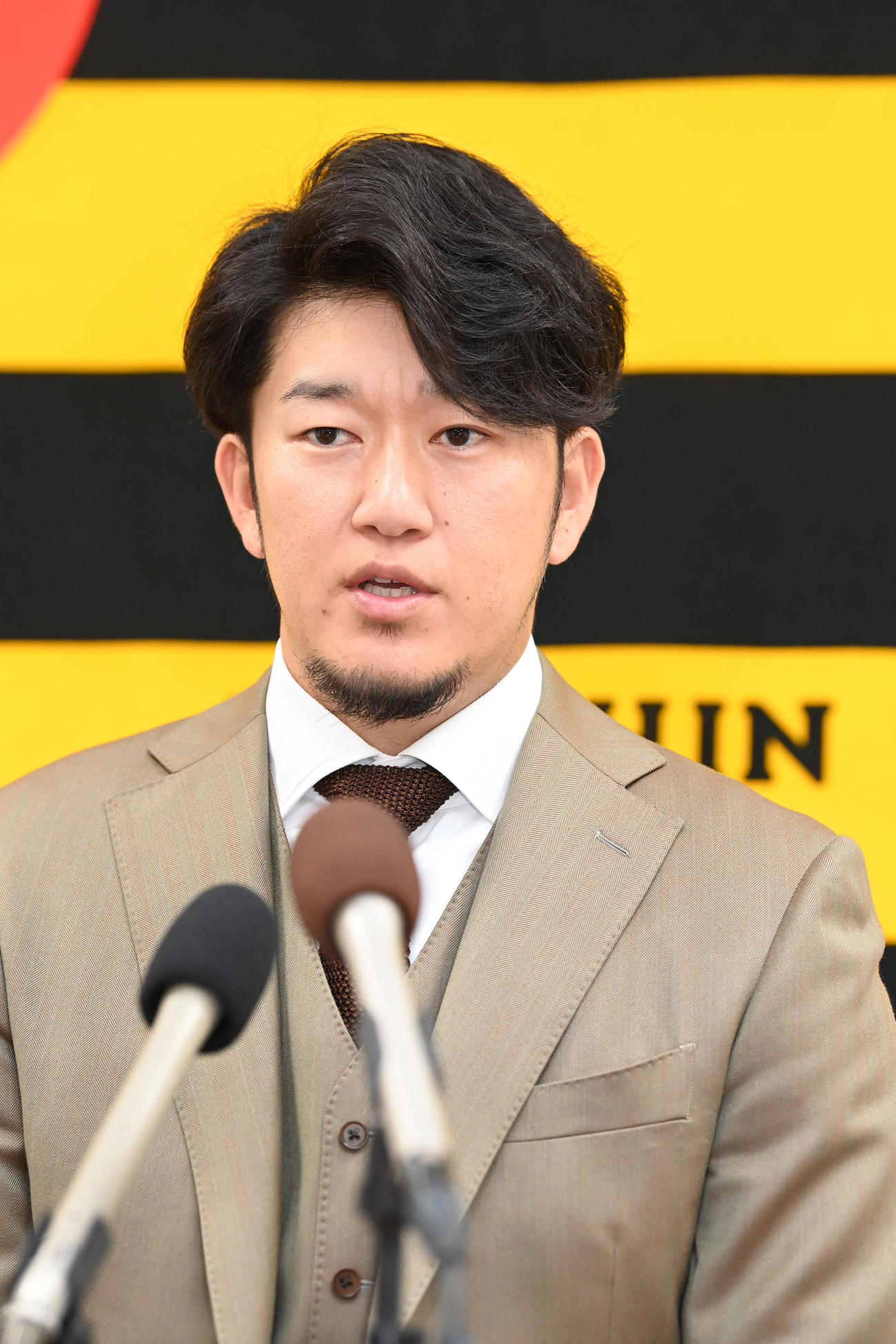 現状維持で契約更改を終えた岩貞（撮影・前岡正明）