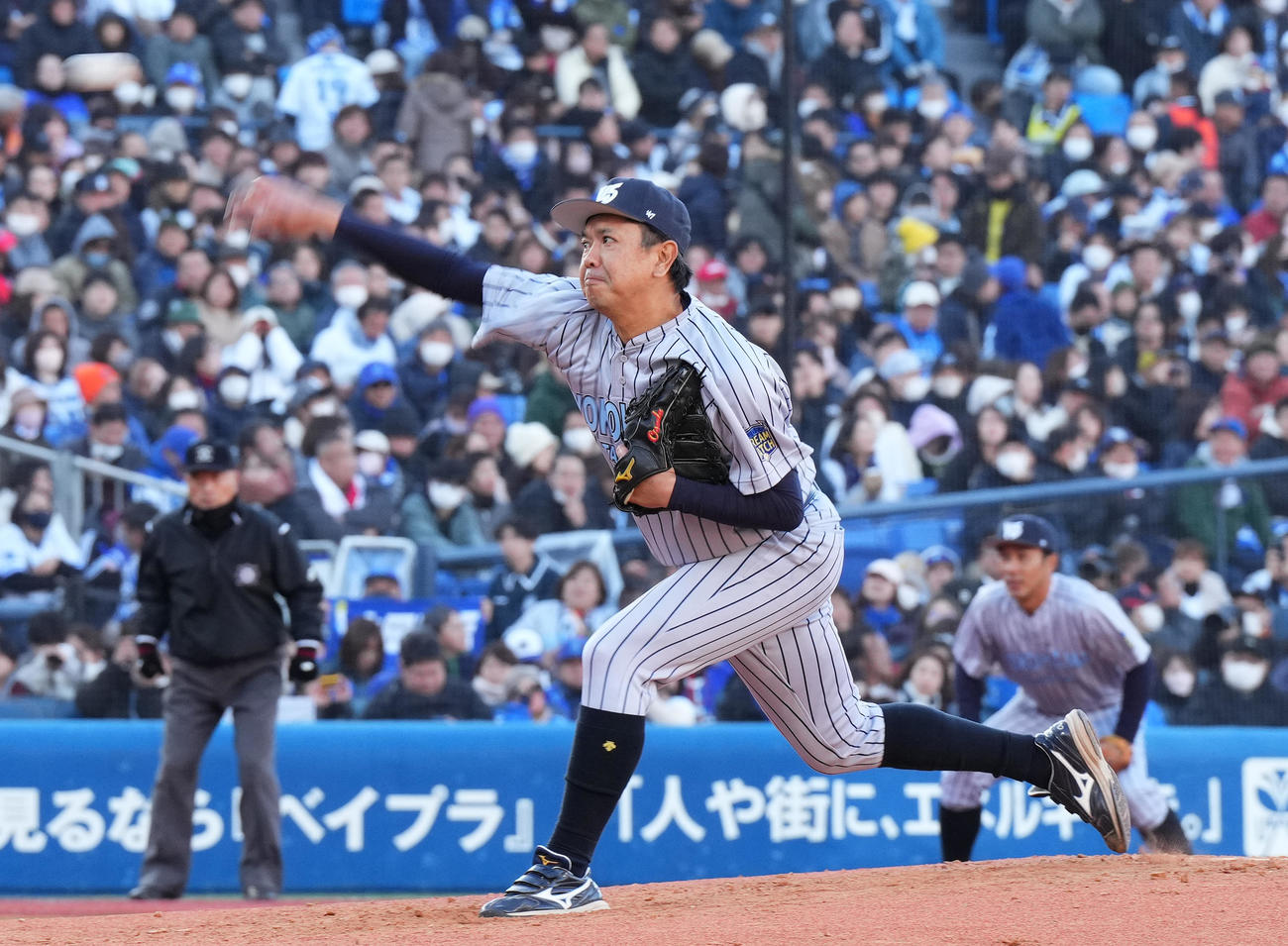 BAY DREAM STARS対Y45 LEGEND HEROES 3回に登板したY45 LEGEND HEROES長田（撮影・菅敏）