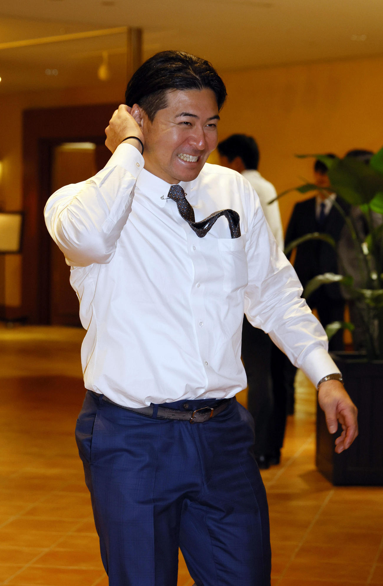 選手会総会に出席した広島会沢（撮影・藤尾明華）