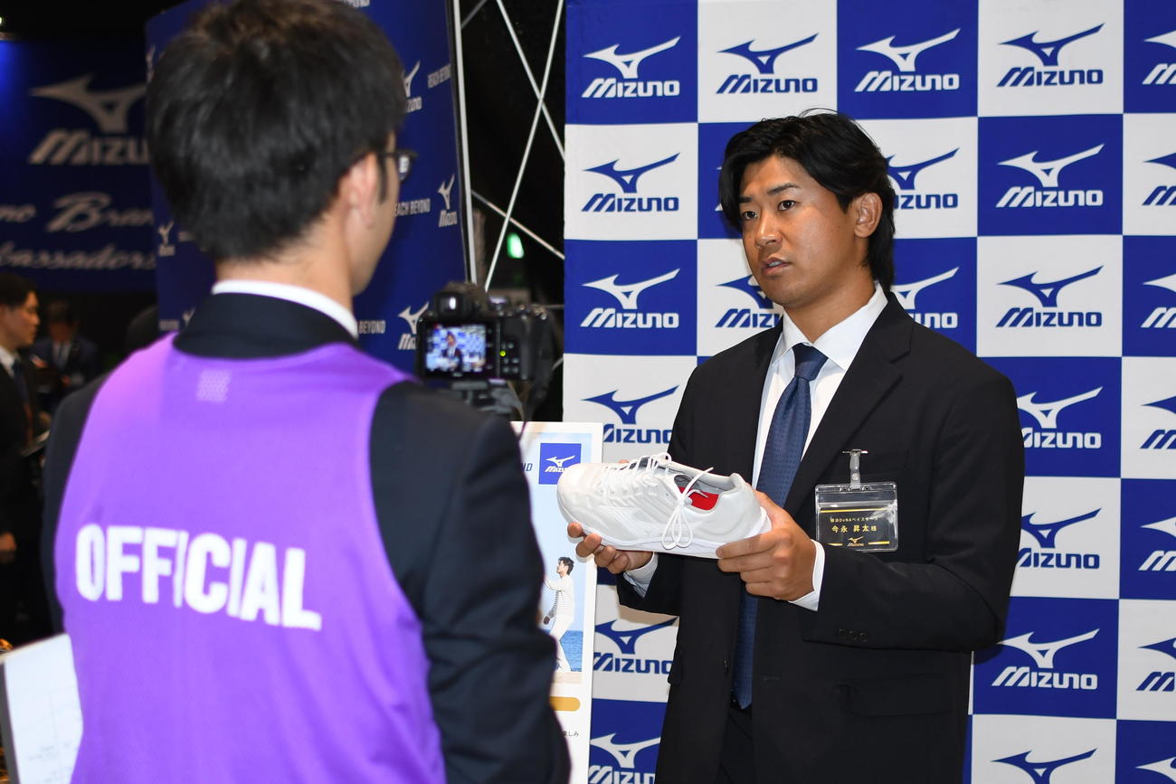 ミズノブランドアンバサダーズミーティングに参加するDeNA今永（撮影・中野椋）