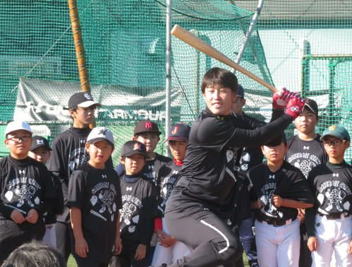 【広島】小園海斗、来季完走誓う「前半戦が全然」師匠の西川龍馬移籍も「若い選手で盛り上げて」