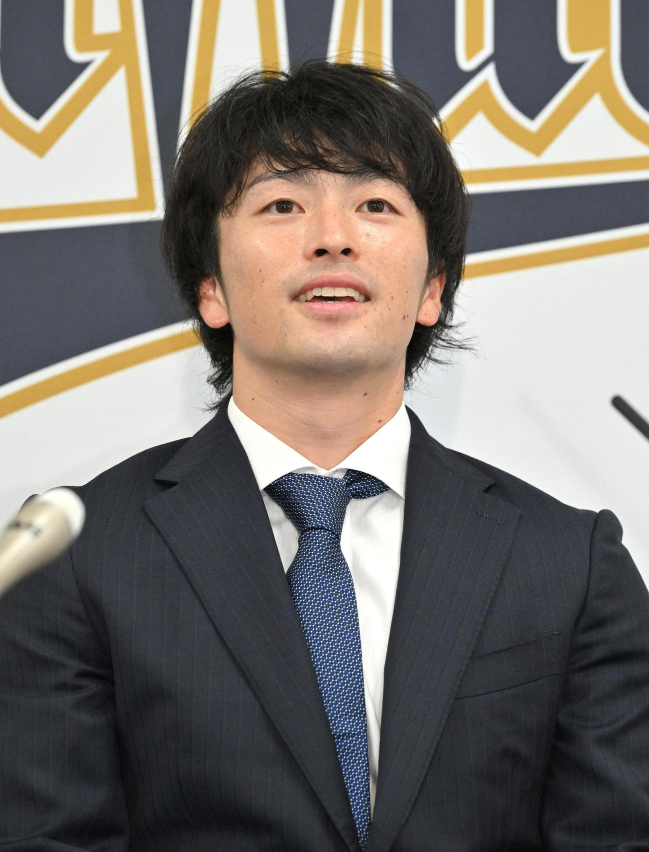 契約更改を終えて会見する福田（撮影・石井愛子）
