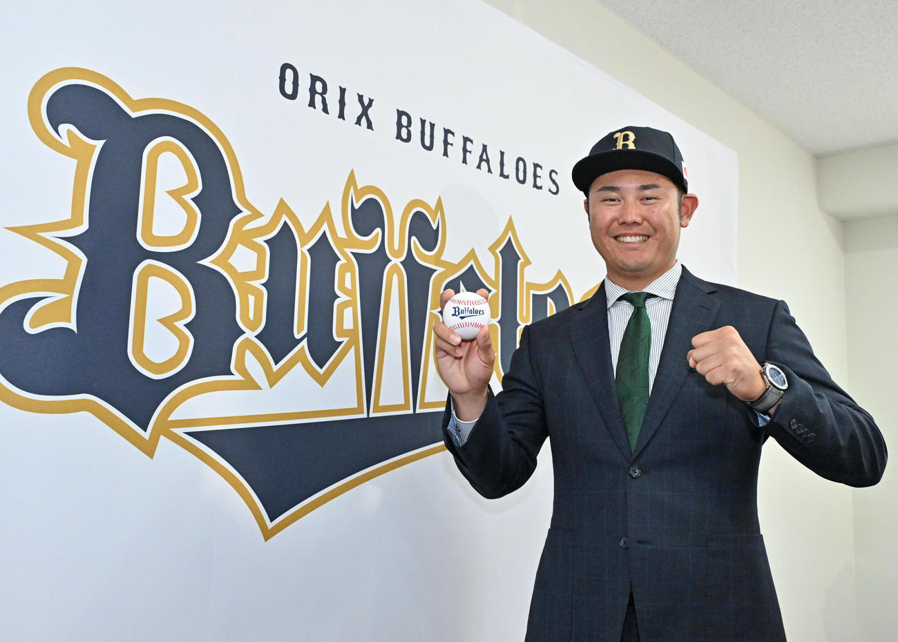 現役ドラフトで入団した鈴木博（撮影・石井愛子）