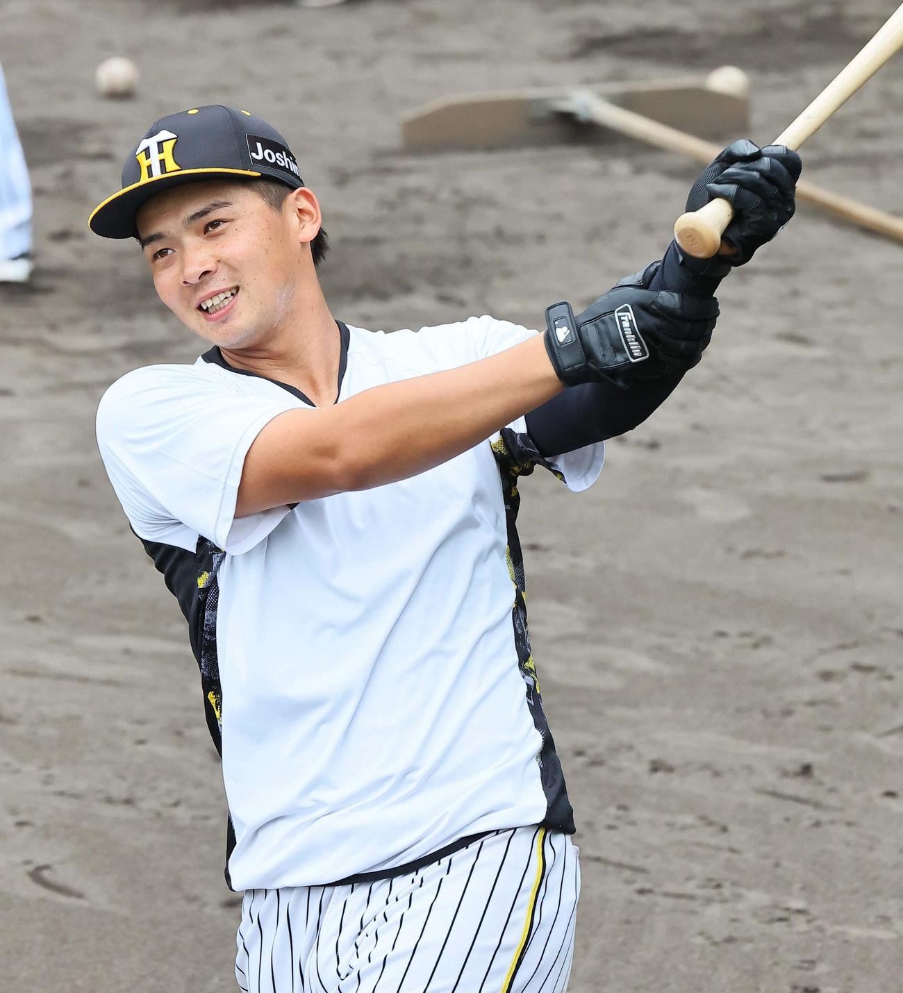 阪神井上広大（2023年11月16日撮影）