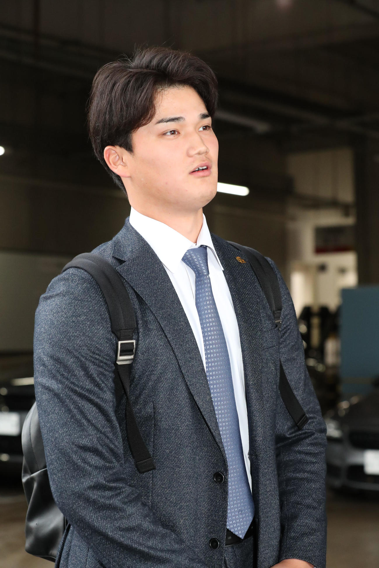 契約更改を終えた田上（撮影・梅根麻紀）
