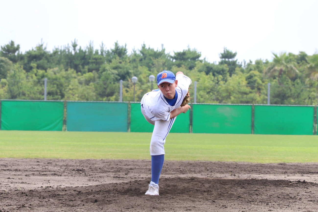 宝塚ボーイズ時代の下村海翔投手（本人提供）