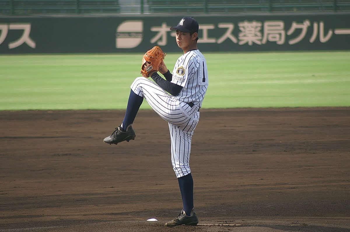 九州国際大付時代の下村海翔投手（本人提供）