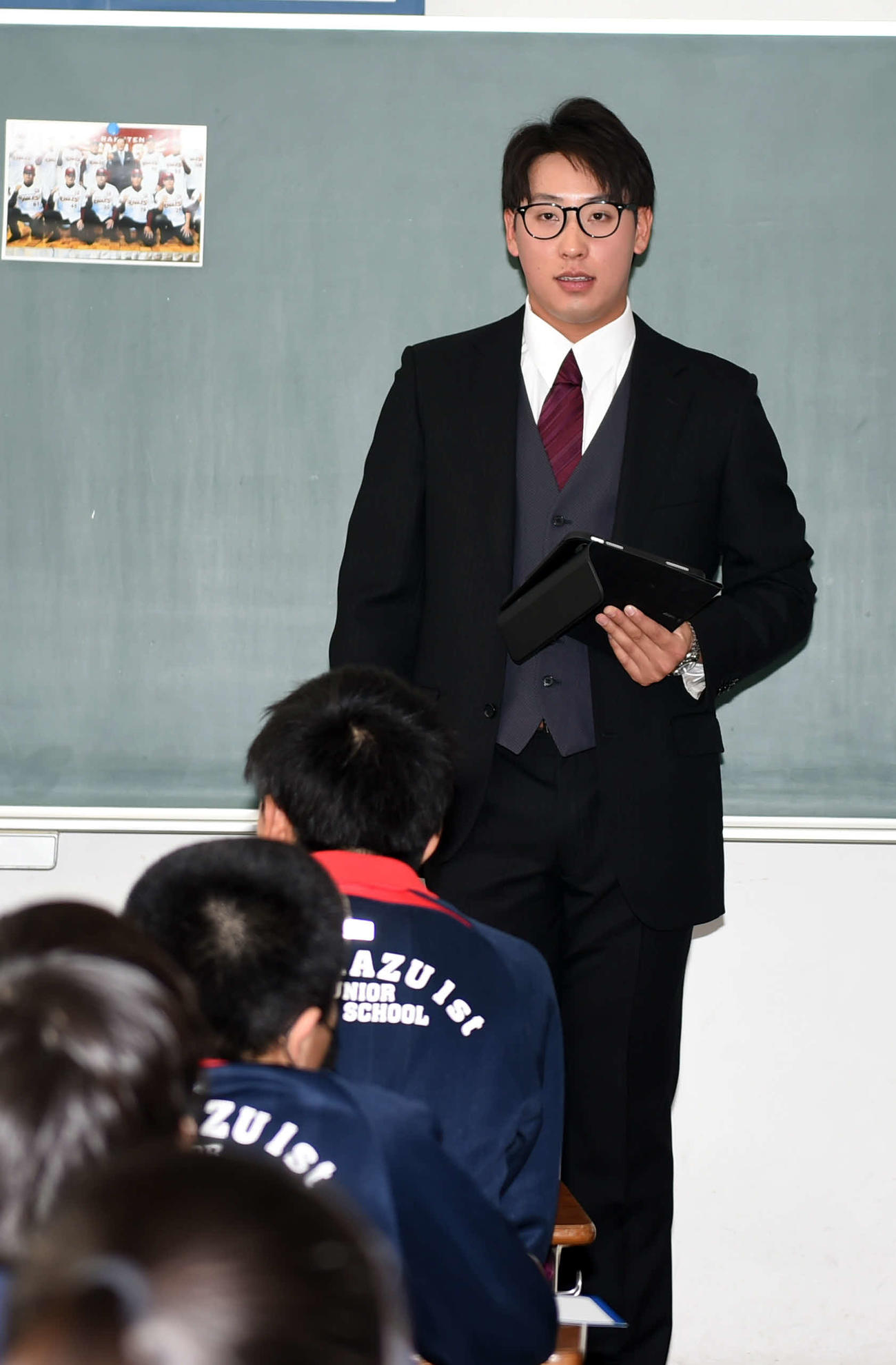 「夢先生」として登壇した楽天藤平尚真（撮影・山田愛斗）