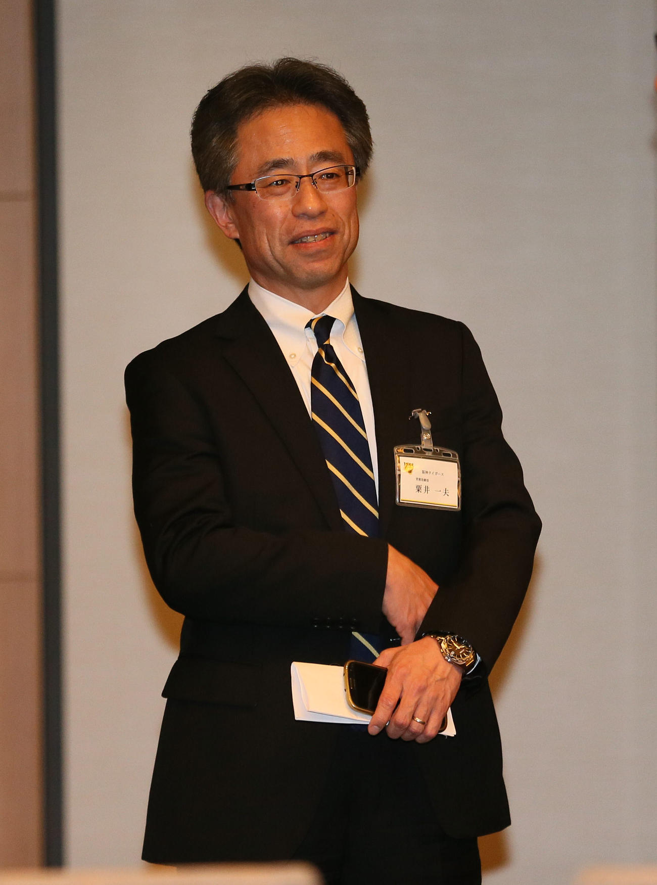 粟井一夫氏