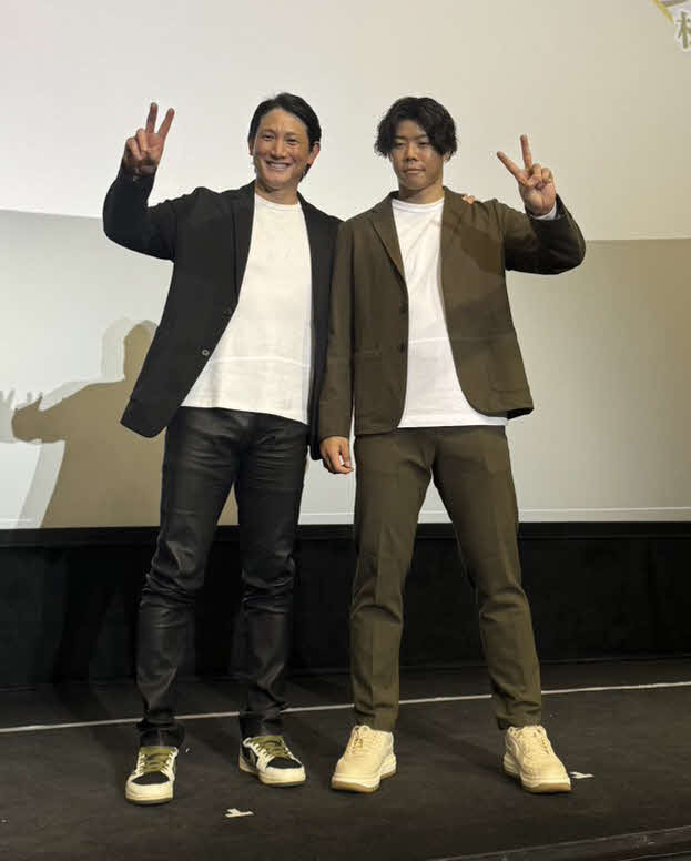 トークショーに出演した巨人小林（左）と松原（撮影・小早川宗一郎）