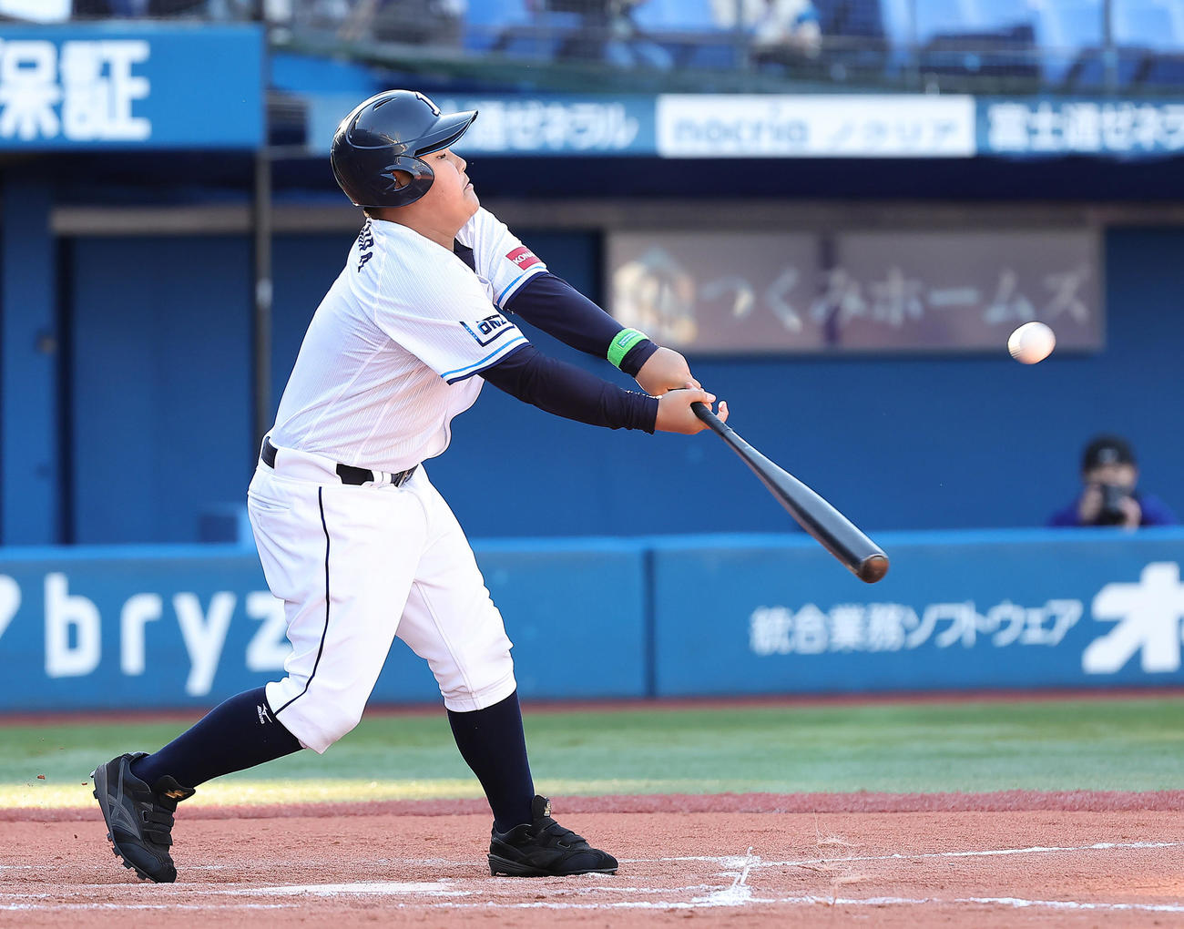 西武ジュニア対日本ハムジュニア　2回表西武ジュニア無死、中村は中飛に倒れる（撮影・足立雅史）