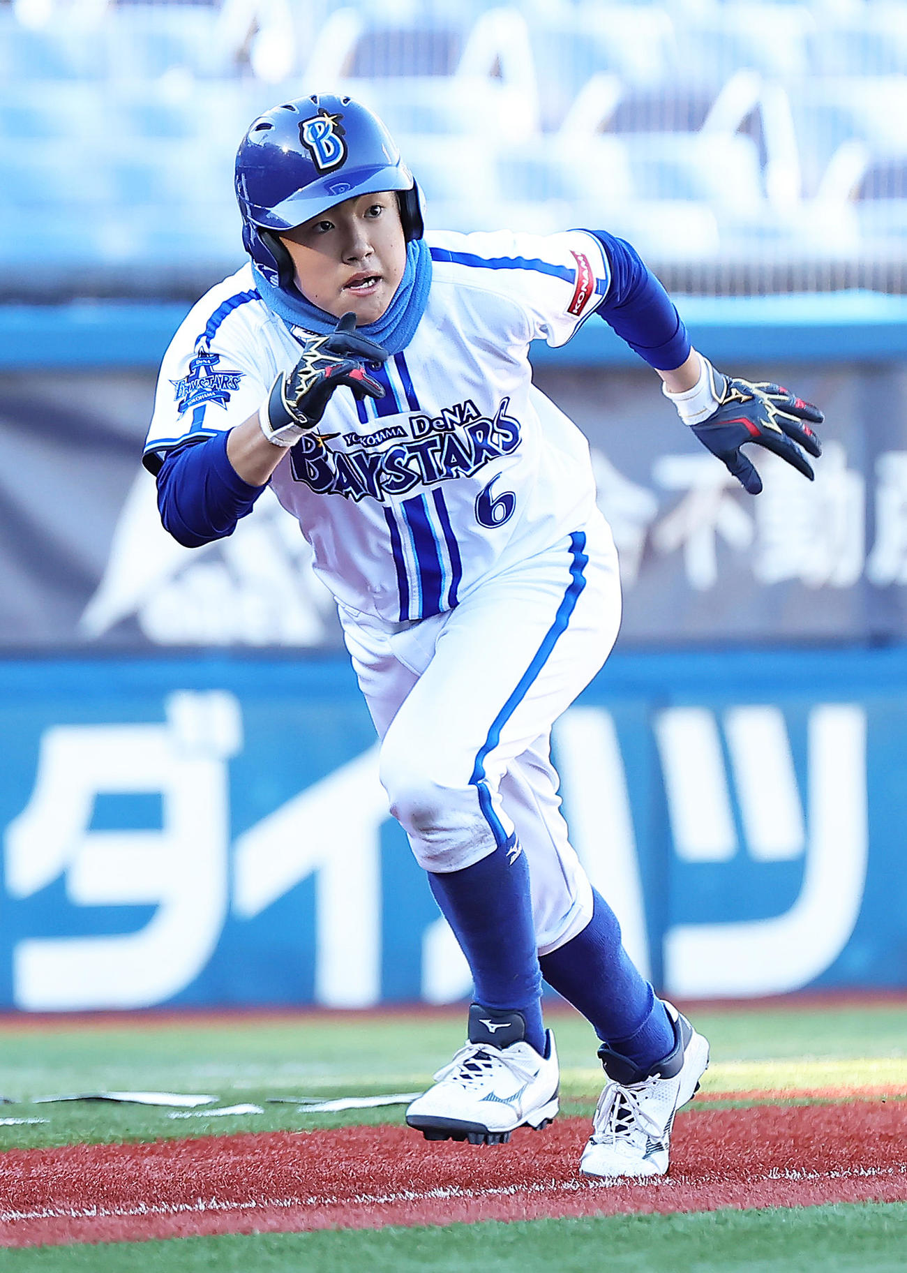広島ジュニア対DeNAジュニア　2回裏DeNAジュニア無死一、三塁、内野ゴロの間に生還する三塁走者井端巧（撮影・足立雅史）