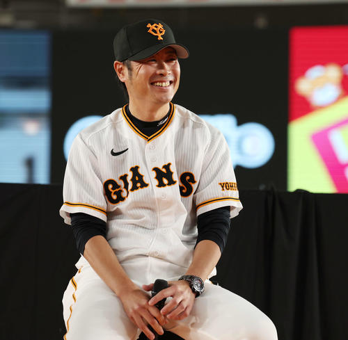 巨人】亀井善行コーチが控え外野手に3ポジション指令「センターも