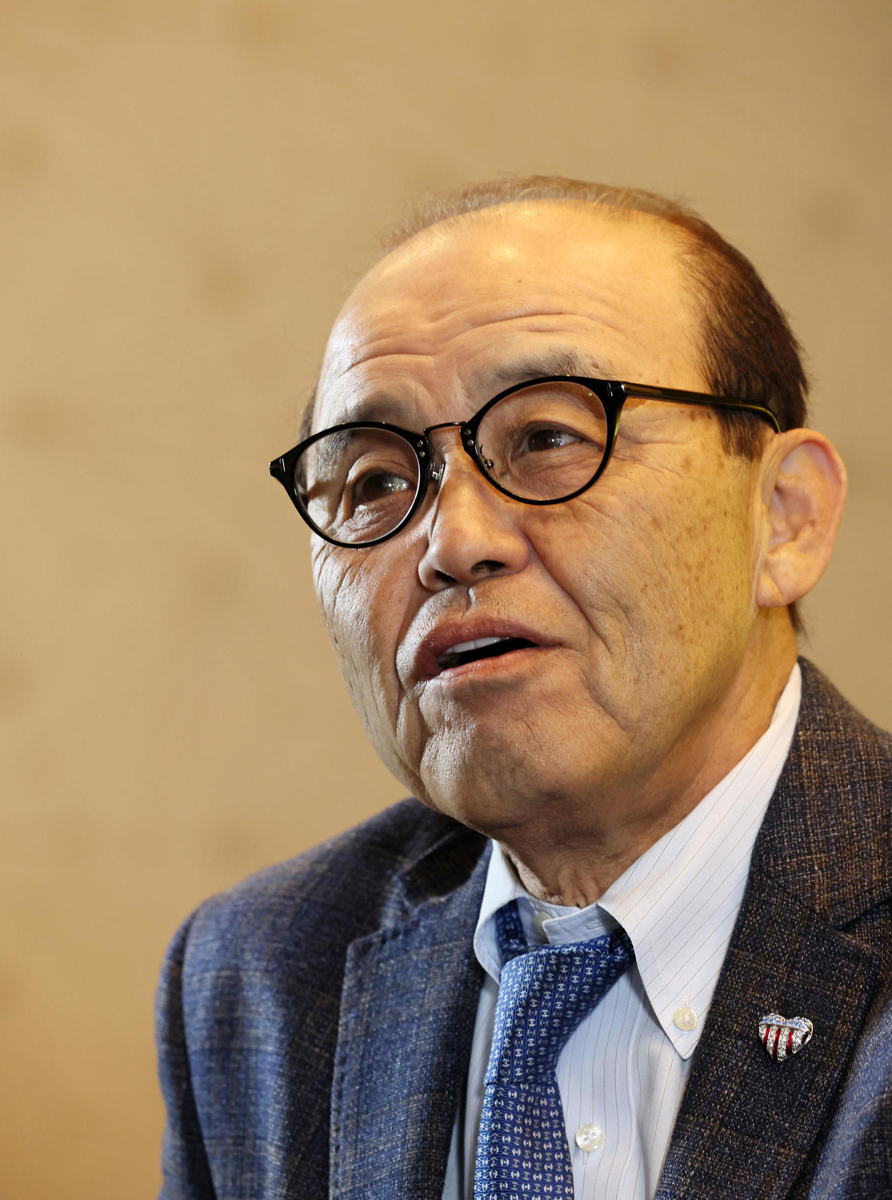 日刊スポーツ評論家の吉田義男氏と対談し球界への思いなどを語る岡田監督（撮影・加藤哉）