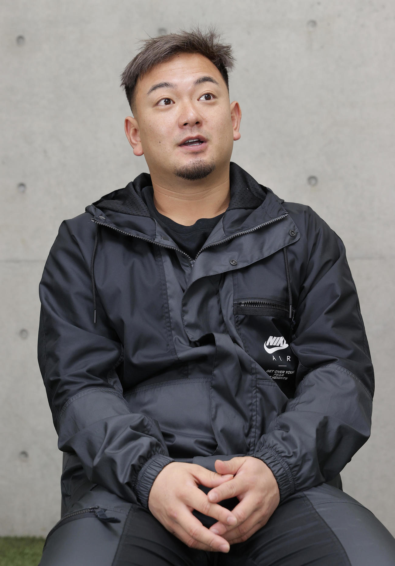 藤浪と対談するオリックス森（撮影・前田充）